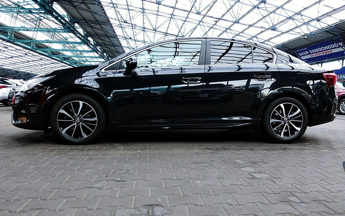 Toyota Avensis cena 86900 przebieg: 114000, rok produkcji 2019 z Osieczna małe 781